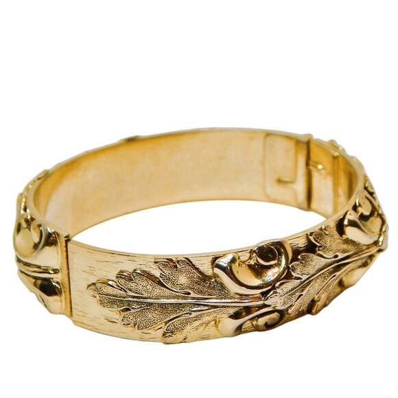 Vintage Whiting Davis Hinged Bangle Art Nouveau Leaf Relief Bracelet - Picture 4 of 11